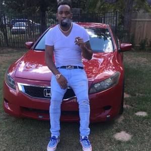 Meet your Posher, Louis